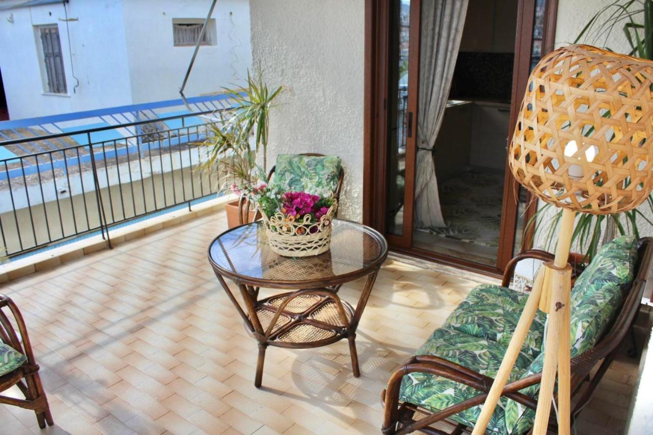 Suiteviewporos Galatas  Exterior photo
